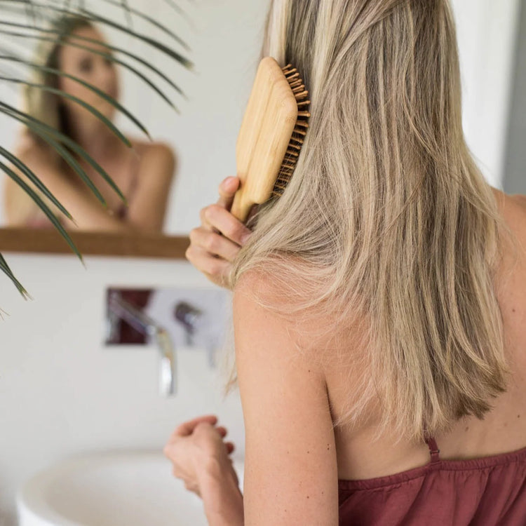 Brosse à cheveux en bambou Lasève